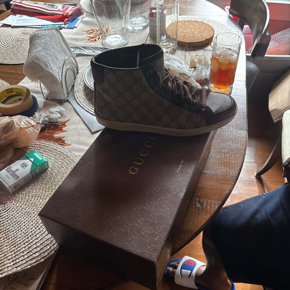 Gucci GG Supreme